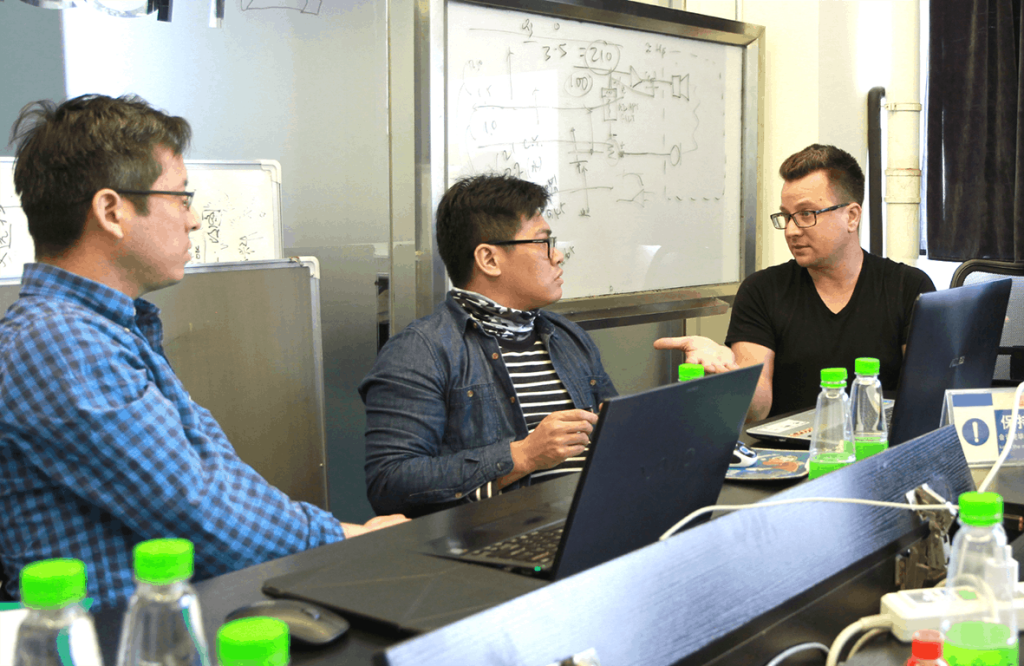 Manufacturing Website Images Relationships Cover Image 1